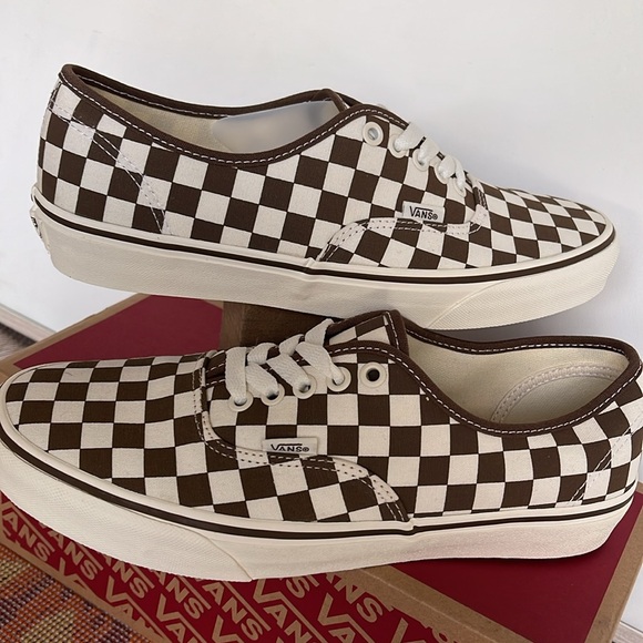 Vans WMNS Authentic Checkerboard Brown
VN000BW5BRO
SNEAKERS - Picture 10 of 16